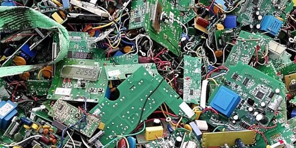 废旧电路板回收价值高吗？来看电路板破碎分离设备